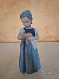 Royal Copenaghen Mary con vestito blu grande n°561