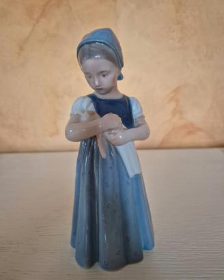 Royal Copenaghen Mary con vestito blu grande n°561