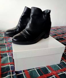 Tronchetto nero in pelle - Gaia Del Greco 