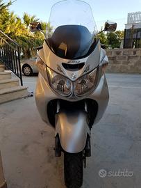 Suzuki burgman 250 an