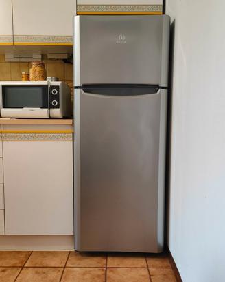 Frigorifero Indesit TIAA10VSI.1