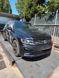 VOLKSWAGEN TIGUAN del 2019 PER RICAMBI