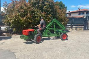 T45 TRATTORINO GOLDONI 4×4 CON GRU IDRAULICO