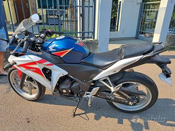 Honda CBR 250R
