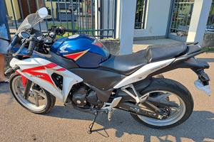 Honda CBR 250R