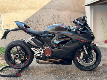 Ducati panigale v2 2024 black edition