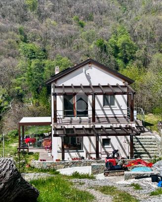 VILLA SINGOLA A ORCO FEGLINO