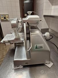 Affettatrice professionale La Felsinea