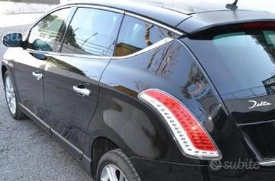 Lancia Delta specchi alzavetri serrature