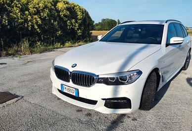 Serie 5 G31 2017 Touring 520d xdrive Msport