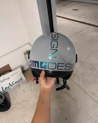 Casco MomoDesign