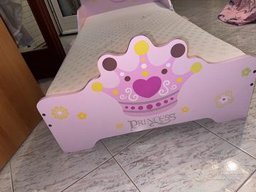 Letto bambina tema principessa