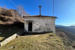 CASA INDIPENDENTE A VALBREVENNA