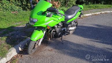 Kawasaki Ninja e-1 - 2002