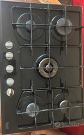 Piano cottura a gas 5 fuochi nero con tripla coron