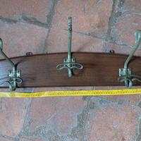Attaccapanni da muro vintage in legno e ferro