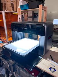 Stampante UV Eufymake per stampe a colori su tutto