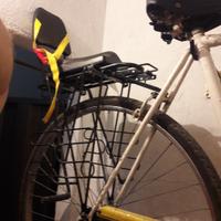 ROBUSTISSIMO SEGGIOLINO  PER BICI per 1gg