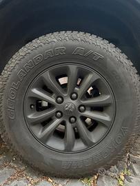 Coppia Yokohama Geolandar A/T 265/70 r17