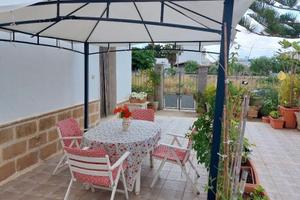 Appartamento in villa torre lapillo lidi 8-15/08