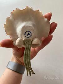 Mazzolino di fiori in porcellana Capodimonte