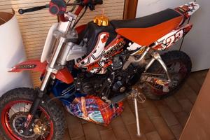 € 340 Pitbike rockstar cross 140cc