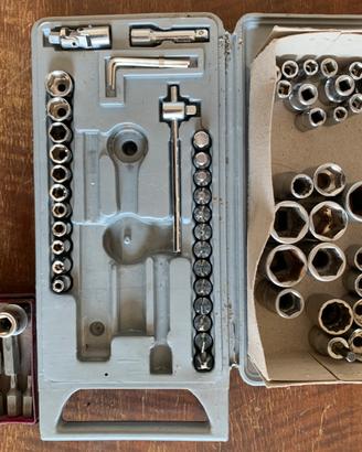 Lotto 65 pezzi utensileria inserti  bussole e torx