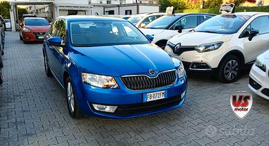 SKODA OCTAVIA BERLINA NAVI -PREZZO PROMO!