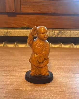 Statuetta legno intagliato – Monaco buddhista