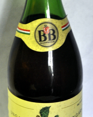 3 Bottiglie vino vintage da collezione anni '70/80