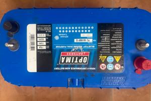 Batterie AGM con caricabatterie MINN KOTA