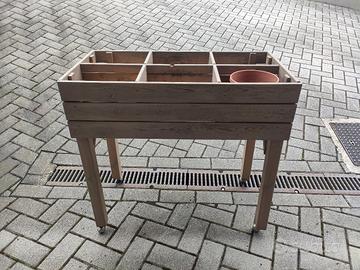 Fioriera rialzata / kitchen garden in legno