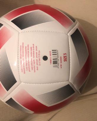 Pallone adidas
