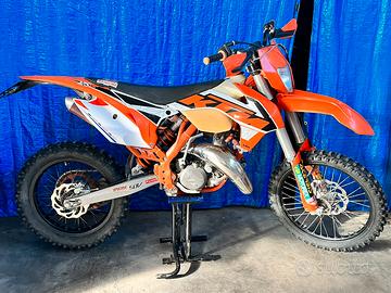 KTM 125 targato guidabile 16 anni