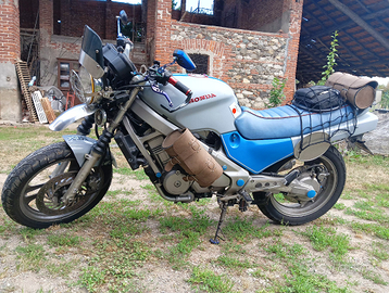 Honda Revere 650 Cafe racer