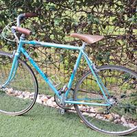 Bicicletta vintage Bianchi azzurra