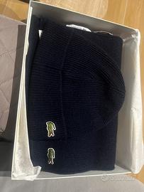 Set cappello + sciarpa Lacoste