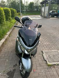 Suzuki Burgman 200