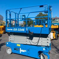 Piattaforma verticale elettrica GENIE GS3246 2015