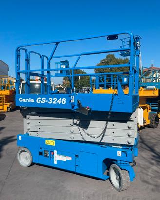 Piattaforma verticale elettrica GENIE GS3246 2015