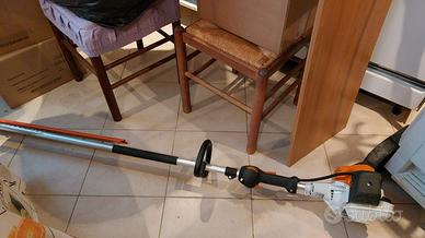 Tagliasiepi lungo STIHL HL 94 K