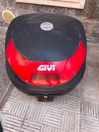 Bauletto GIVI universale scooter