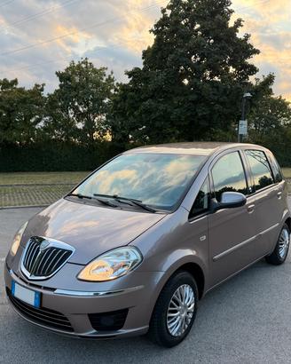 Lancia Musa 1.4i GPL Ecochic  Platinum 