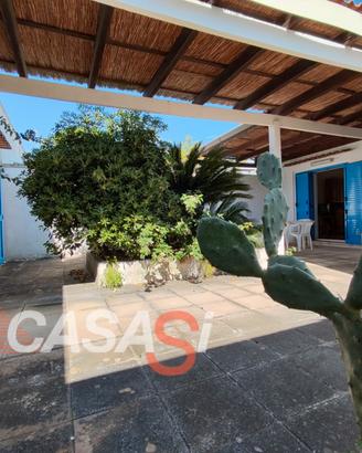 Villa con patio - conca specchiulla