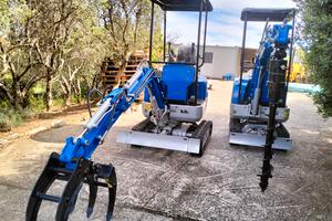 Miniescavatore terna