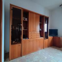Mobile soggiorno credenza e vetrinette