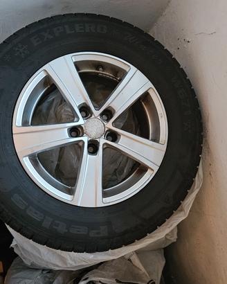 Gomme invernali e cerchi R16