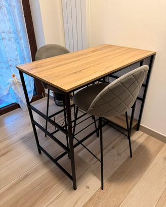 Tavolo da cucina con sedie – Stile moderno