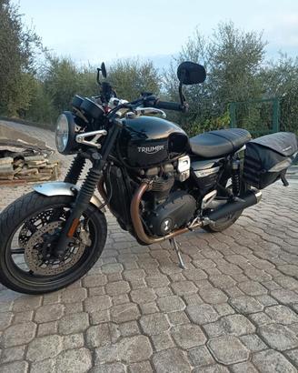 Triumph Speed Twin 1200