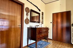 4 LOCALI A ASCOLI PICENO